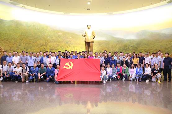 说明: F:\D盘\党办工作\党史学习教育2021年\香山革命纪念馆参观\香山参展\5Q1A4387.JPG