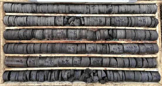 图3 吉扶地6井油页岩岩心照片（1075.7-1081.7m）